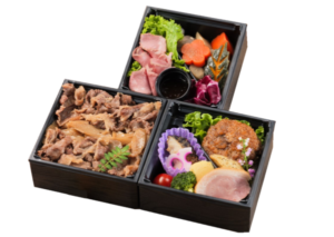 厳選和牛すき焼重と和牛ハンバーグの三段弁当